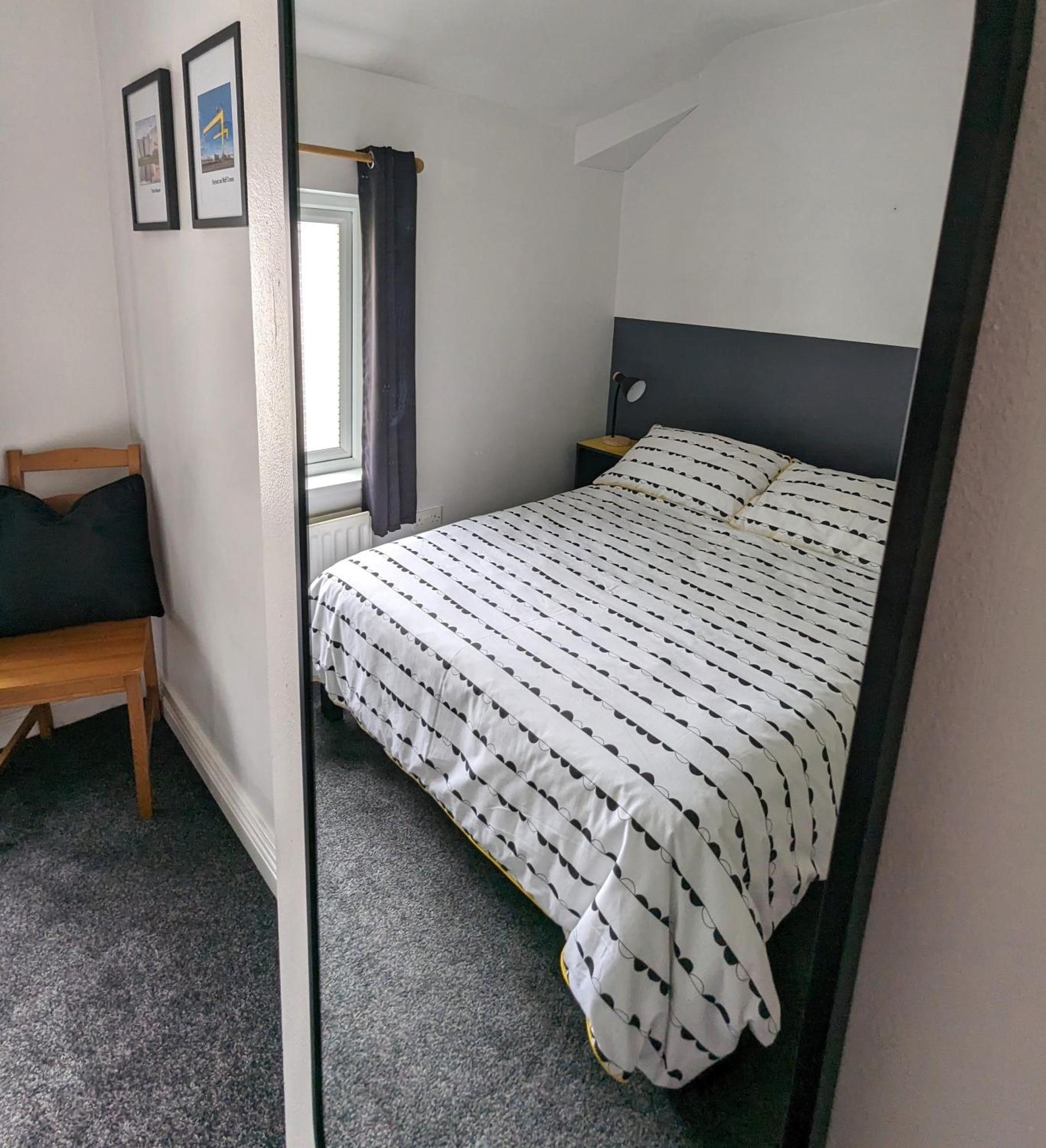 Heart Of With Private Garden Holiday home Belfast